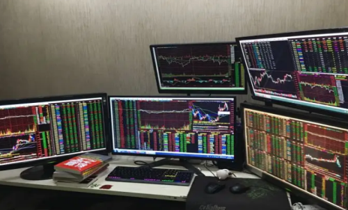 新手做期貨對(duì)電腦有要求嗎？期貨軟